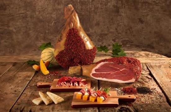 PROSCIUTTO NORCIA IGP C/OSSO(PEPE ROSA/NERO-FAZZOLE.ROSSO