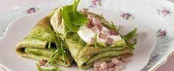 CRESPELLE VERDI C/ASPARAGI E GAMBERI SFOGLIA D'ORO