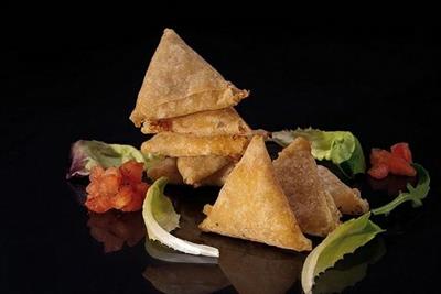 SAMOSA CIPOLLA CARAM/NOCC.17grx156pz (1kg=63pz) K2,5